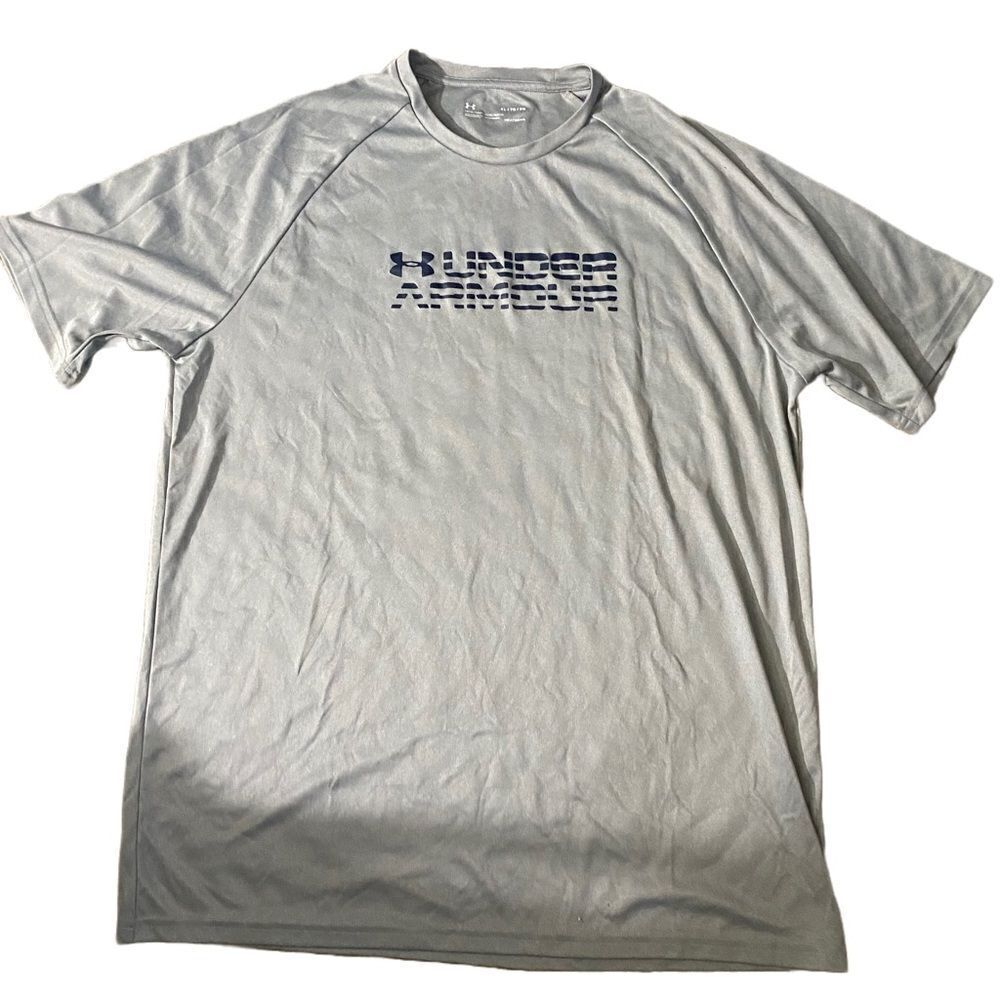 Mens Under Armour Athletic Tshirt